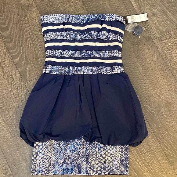 Sparkly blue and silver cocktail dress by BCBG - Picture 2 of 5